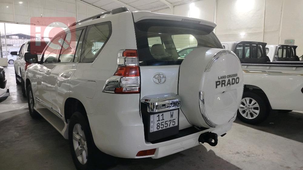 تۆیۆتا لاندكروزر پرادۆ